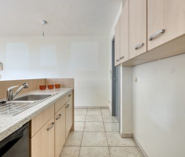 Gelijkvloers 1 slpk.-appt met terras in Sint-Truiden - Photo 6