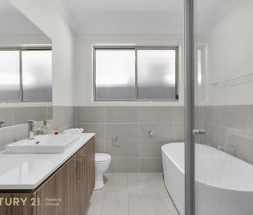 Oran Park Delight - Photo 4