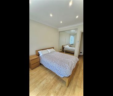 2 Bed Flat, Chiswick Court, W4 - Photo 6