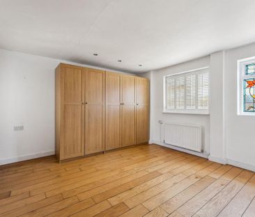 4 bedroom detached house to rent - Photo 1