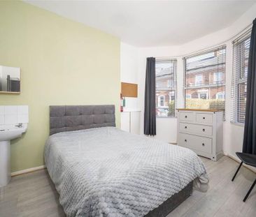 22 Tates Avenue, Belfast, Belfast, BT9 7BY - Photo 3