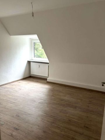 ~~Kleine Dachgeschoss 2 Zimmerwohnung in Bünde Mitte !~~ - Photo 4