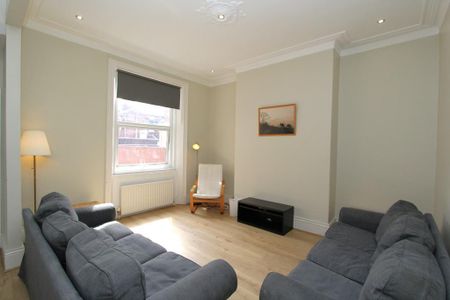 5 bedroom terraced house to rent - Photo 3