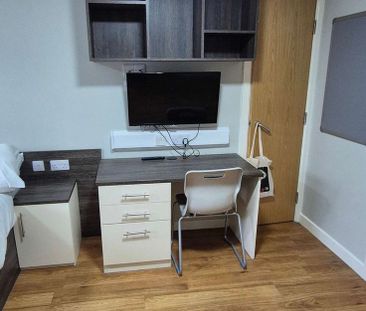 Hounds Gate - Photo 5