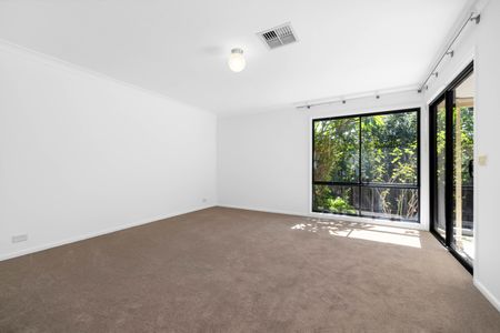 3 Redden Drive, Kellyville NSW 2155 - House For Rent | Domain - Photo 3