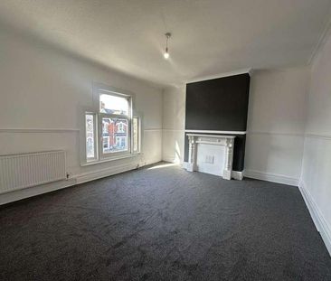 Hainton Avenue, Grimsby, DN32 - Photo 1