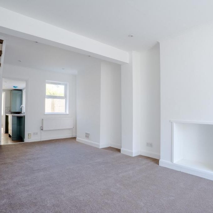 2 bedroom terraced house to rent - Photo 1