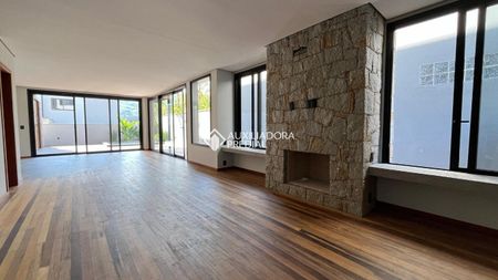 Casa Geminada com 3 quartos e 150m² para alugar em Panorâmico, Garopaba. - Photo 2