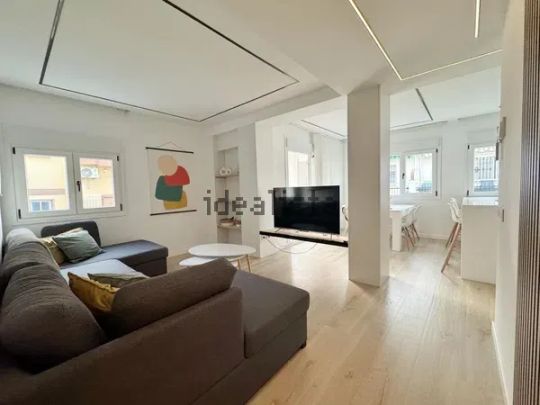 Alquiler de piso en Calle Moncayo - Photo 1