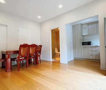 Stunning Self-Contained 2-Bedroom Home in Albany - Photo 2
