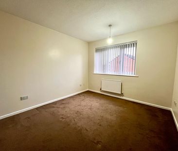 3 bed semi-detached - Photo 3