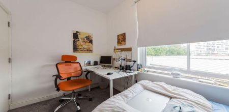 3 bedroom flat to rent - Photo 3