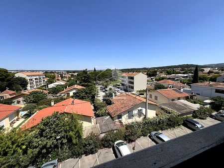 Appartement Marignane 4 pièce(s) 91.96 m2 - Photo 5