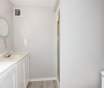 All Inclusive 1 Bedroom Unit In St. Catharines!! - Photo 6