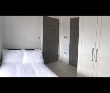 Room in a Shared Flat, Lower Road -, SE16 - Photo 2