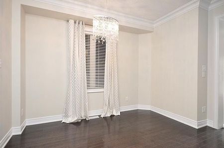 For Lease - 2092 Fiddlers Way, Oakville, Ontario - Photo 4
