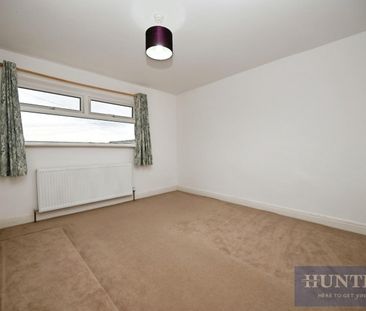 3 bedroom House To Let - Photo 5