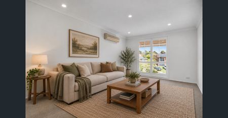 Four-bedroom home in quiet cul-de-sac - Photo 2