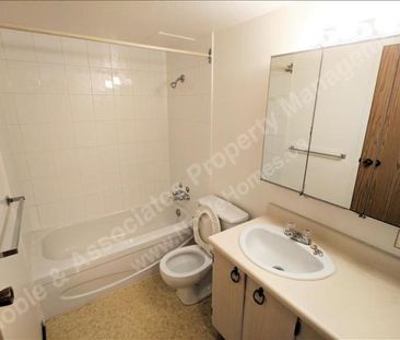 6XXX Lynas Lane 212 Richmond - Photo 5