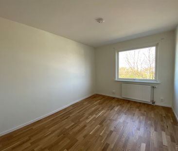 Hjelmarsrörsgatan 34 - Photo 3