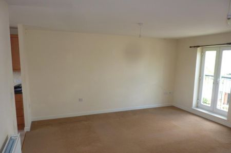 2 bedroom flat to rent - Photo 5