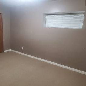 2 bedroom 1 bath basement suite for rent - Photo 3