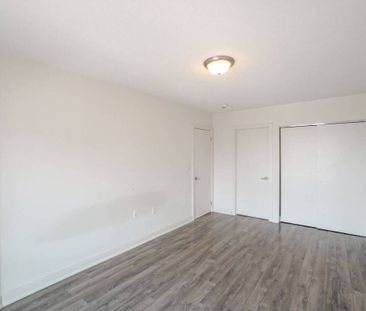 For Lease - 100 Dufay Road Unit# 19, Brampton, Ontario - Photo 3