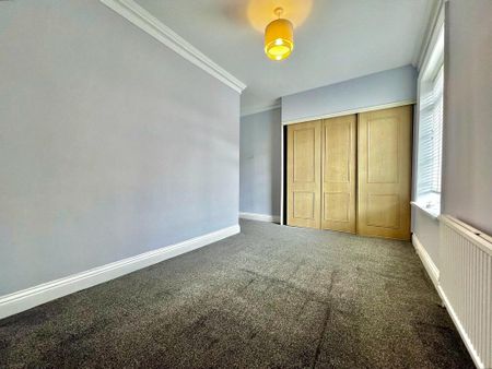 3 bedroom end of terrace house to rent - Photo 5