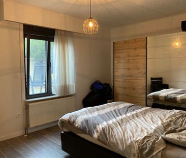 Gelijkvloers appartement met 1 slaapkamer en garage - Foto 2