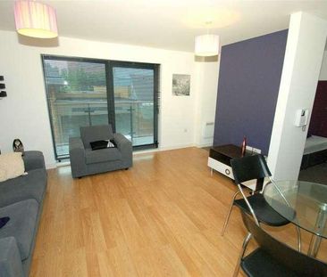 St Peters Square, LS9 - Photo 2