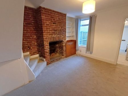 3 bedroom terraced house to rent - Photo 2