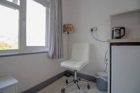 House share to rent - Photo 5