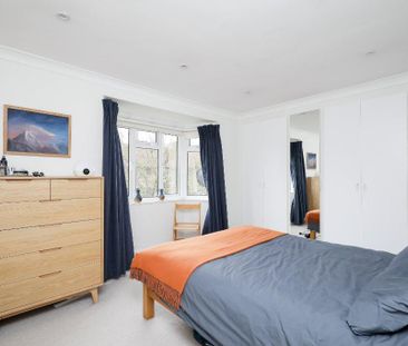 3 bedroom flat to rent - Photo 5