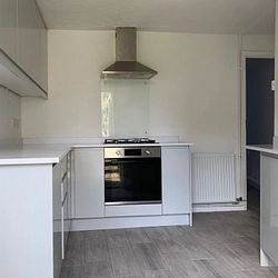 Upper Dumpton Park Road, Ramsgate, CT11 7PQ, Kent - Photo 2