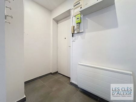 Location Appartement 1 pièce 38m² LYON 8ème - Photo 4