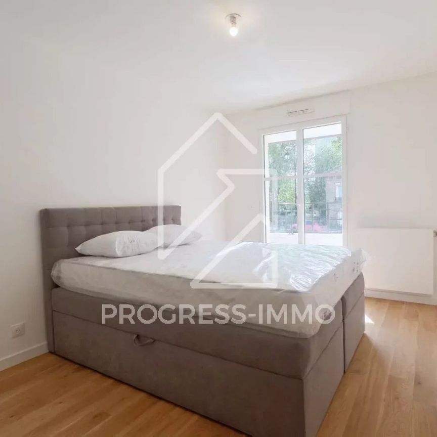 Location Appartement 3 pièces 72m² ST MAUR DES FOSSES 94100 - Photo 1
