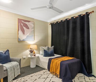 Spacious Family Retreat in Kirwan! - Photo 1