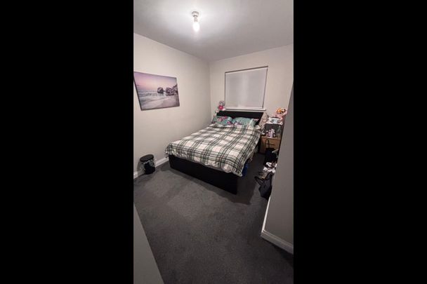 Room in a Shared House, Maryland Street, E15 - Photo 1