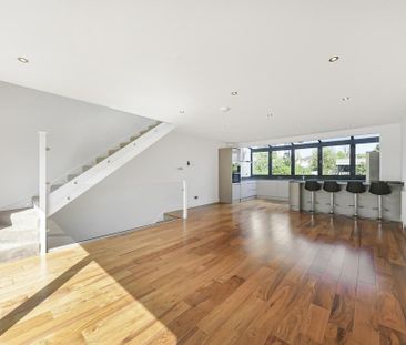 5 bedroom townhouse to rent - Photo 1