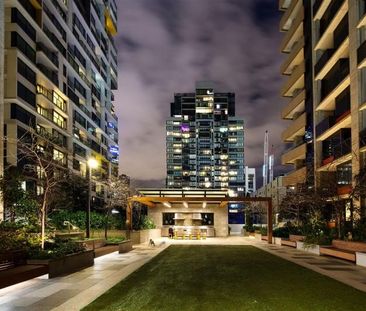 CONTEMPORARY LIVING! - Photo 1
