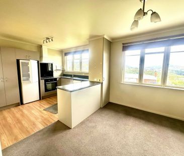 A tidy three bedroom home! - Photo 6