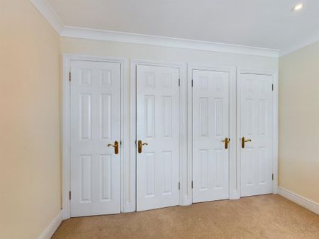 5 bedroom house to rent - Photo 2