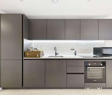 Memorial Avenue, Slough, Berkshire, SL1 - Photo 5