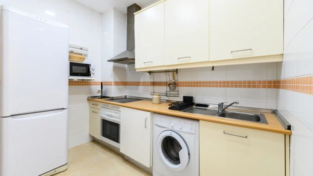 2-bedroom apartment for rent in Justicia, bills included. - Foto 1