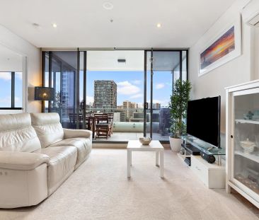Stylish Skyline Apartment with City Fringe Conveniences & Sweeping ... - Photo 1