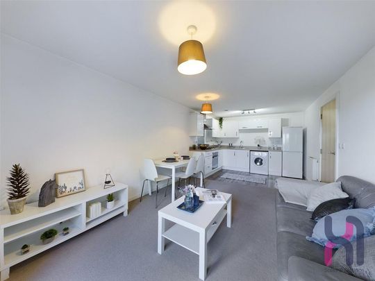 2 bedroom flat to rent - Photo 1