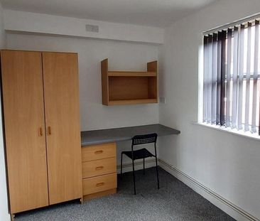 Mixed use to rent - Photo 4