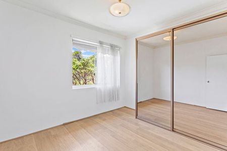 Peaceful Coastal Retreat Moments from Bronte Beach - Photo 3