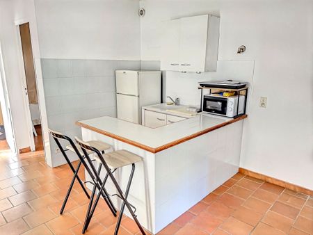 Location Appartement 2 pièces 39m² AIX EN PROVENCE 90ème - Photo 3