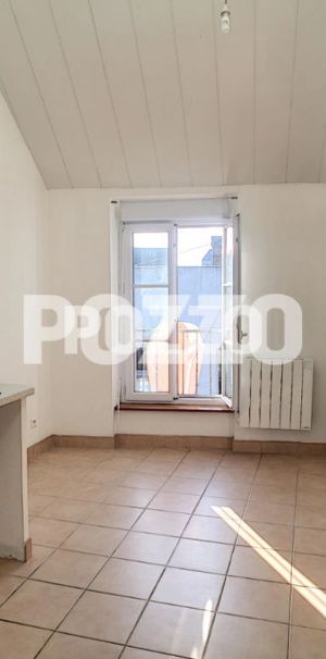 Location d'un appartement F2 à AVRANCHES - Photo 1